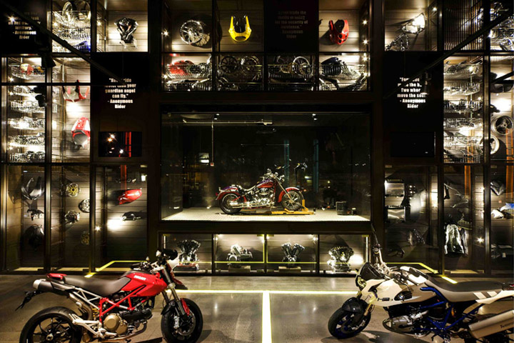 fraser-motorcycles-by-dreamtime-australia-design-sydney.jpg