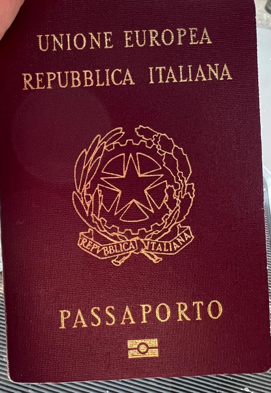 documento passaporto 2 .jpg