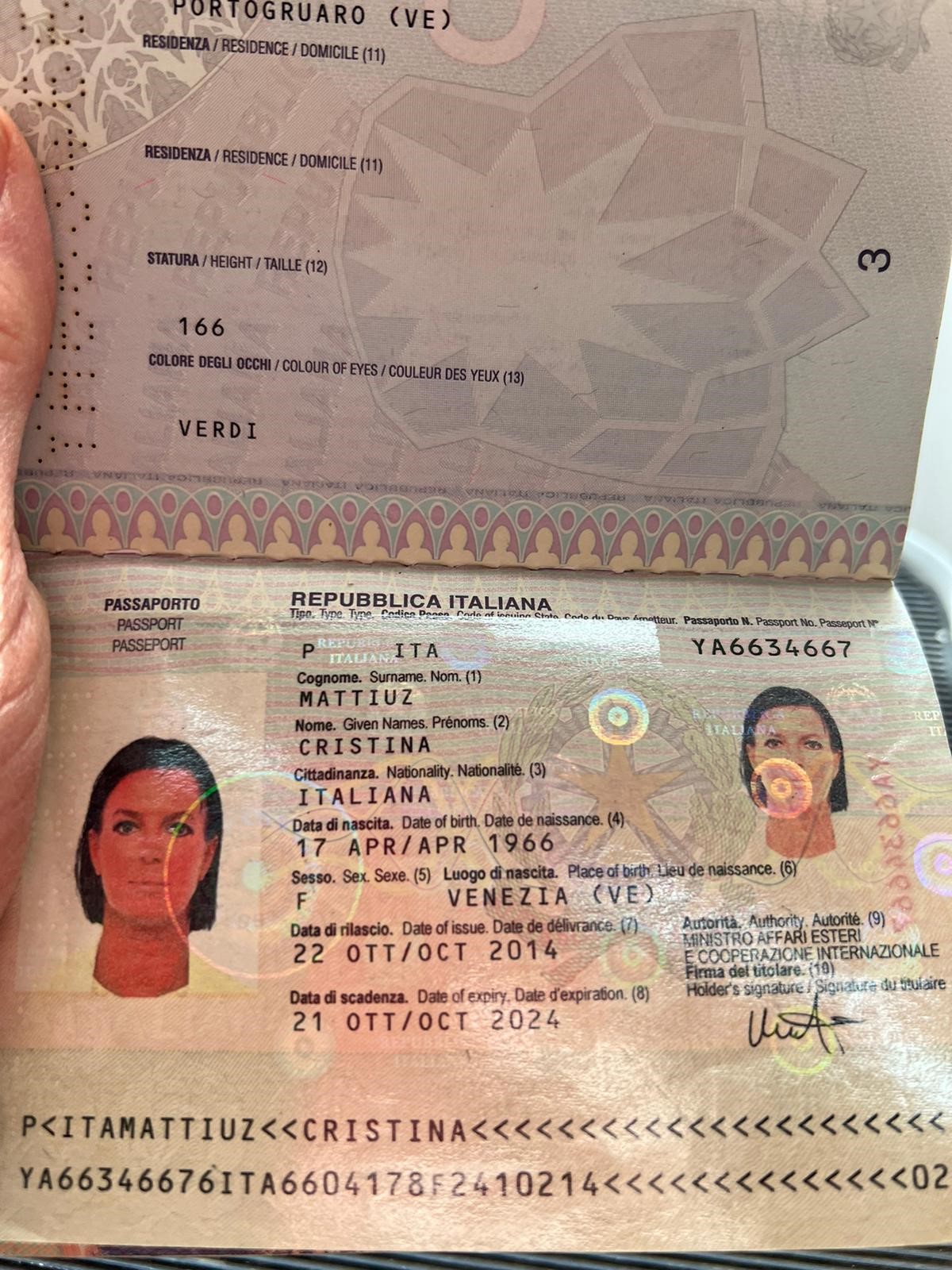 documento passaporto .jpg